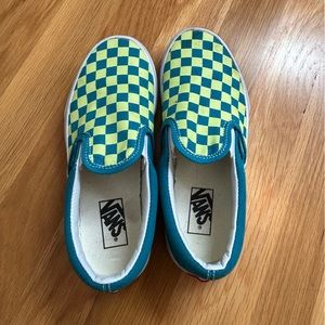 youth vans slip ons